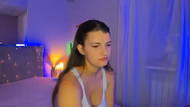 Laura_Leee XXX чат на живо