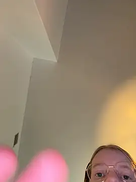 jannis1992 Adlı Modelin Canlı XXX Sohbeti