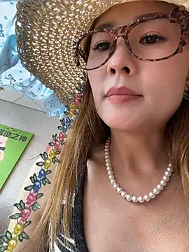 แชท XXX สดของ okgirl_23