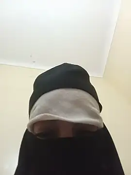 sexy__mona Adlı Modelin Canlı XXX Sohbeti
