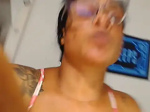 alexiaao9 XXX чат на живо