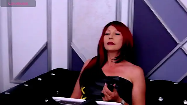 InesSharp – Naživo XXX chat