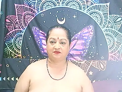 matureindian's Live XXX Chat