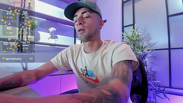 Živý XXX chat DrakeNeumann