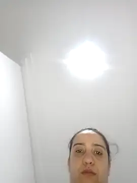 Show modela Sarah_Dalouaa na web-kameri