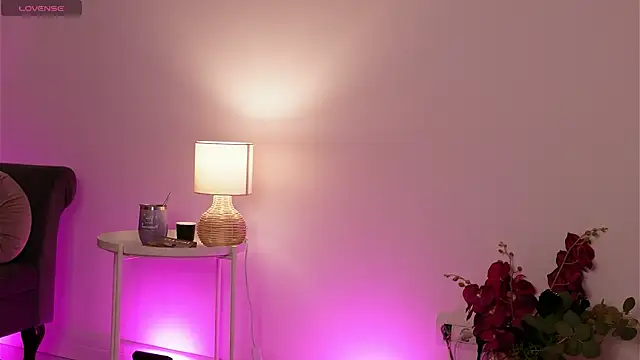 Chat +18 de FlirtyFawn ao vivo