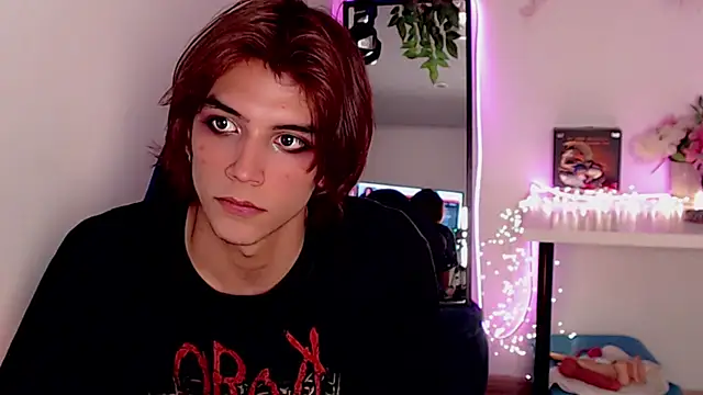 oli_dusk Adlı Modelin Canlı XXX Sohbeti