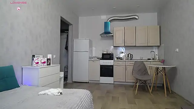 LindyVSAndy Live XXX-chat