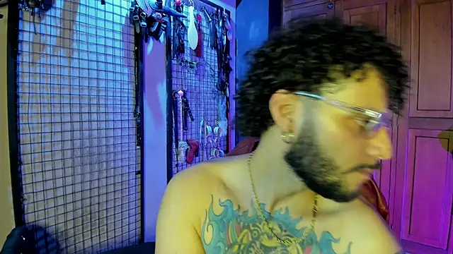 Twisted_Fantasy Live XXX-chat