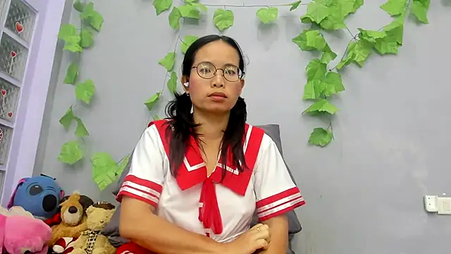 Czat XXX na żywo – loveley_jenny