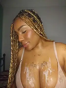 Queen_Amara's Live XXX Chat
