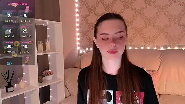 HolyMiax live XXX chat