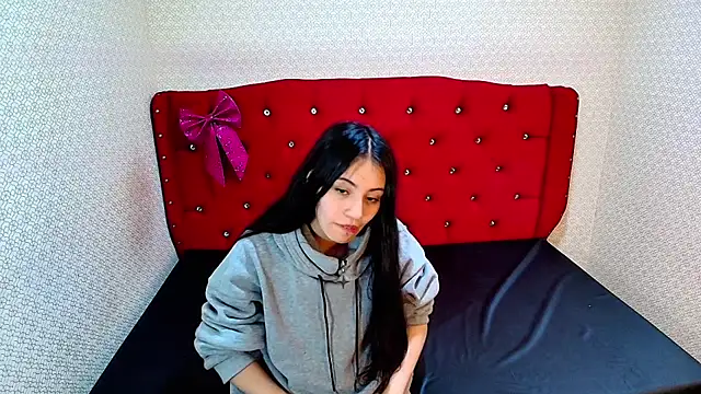 Chatroom XXX en direct de valentinashine