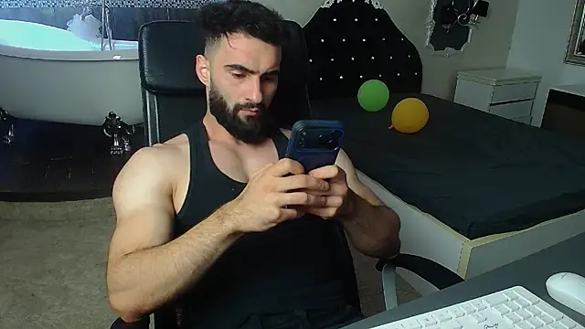 MicahLane live XXX chat