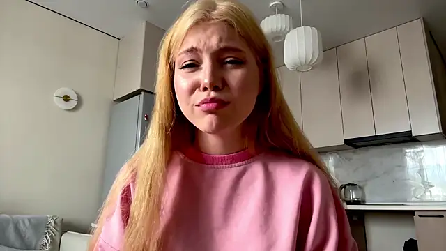 AlberthaBudd Live XXX-Chat