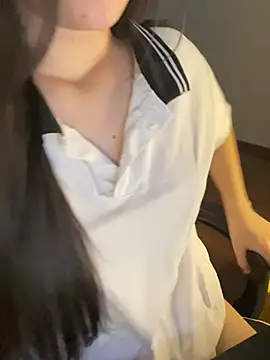 Elise68 Chat XXX in diretta