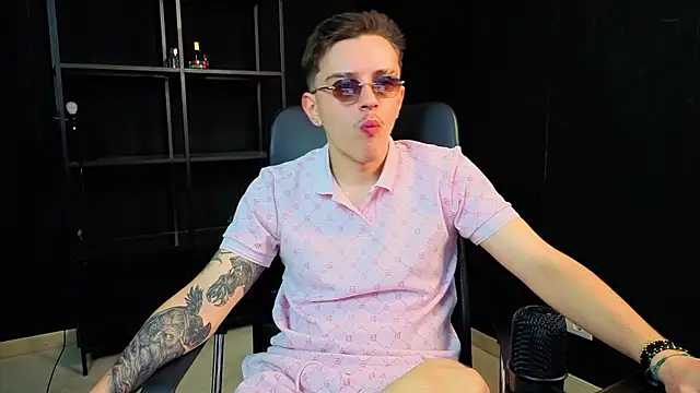 FelixStarkk Live XXX-chat
