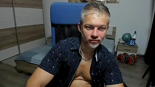 Chat XXX Live RobbyShawz