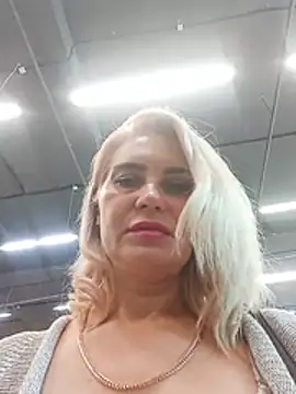 Živý XXX chat JennyOMay