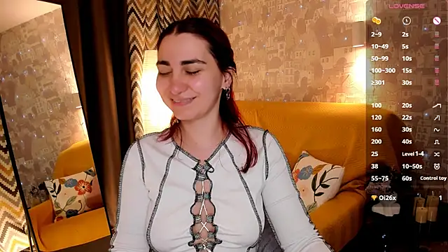 Chat +18 de hannacheekss_ ao vivo