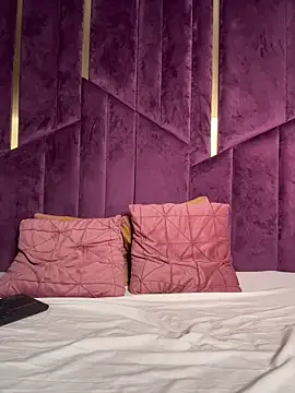 AngieShae Adlı Modelin Canlı XXX Sohbeti