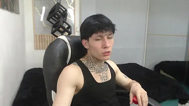 Chatroom XXX en direct de Cry_thereal