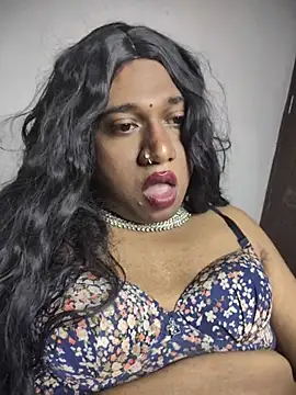Dusky_Mallu_のライブXXXチャット