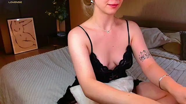 mynameloveeeeee – Live XXX-chat