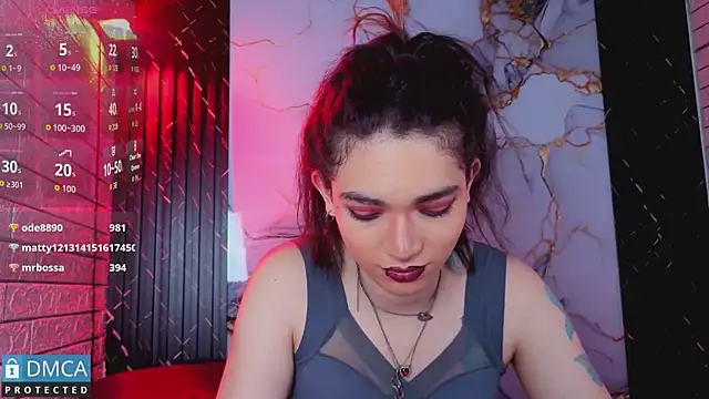 MaeveKuro's Live XXX Chat