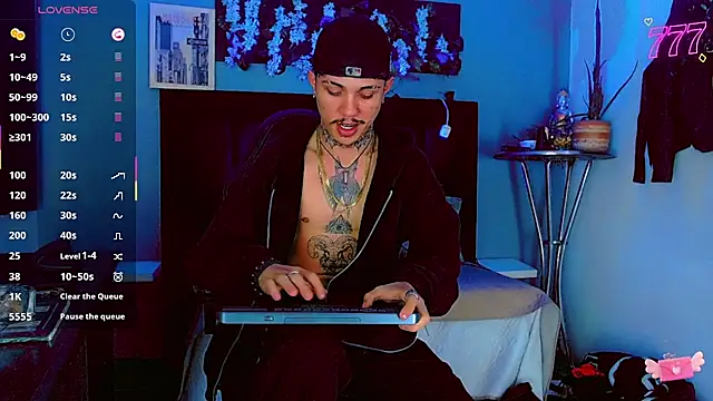 HannibalLester Live XXX Chat