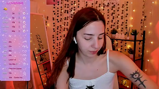 Chat XXX ao vivo de CharliGrace_