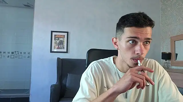 Chat +18 de KaydenDrew ao vivo