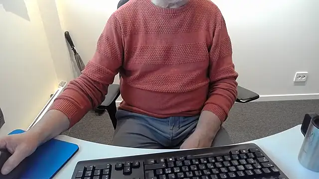 Buggemann Adlı Modelin Canlı XXX Sohbeti