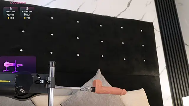 Annyy_Rosse élő XXX-chatje