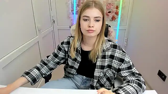 BrielleStorm 라이브 XXX 채팅