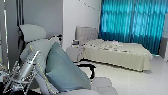 XXX chat uživo modela KPL-11