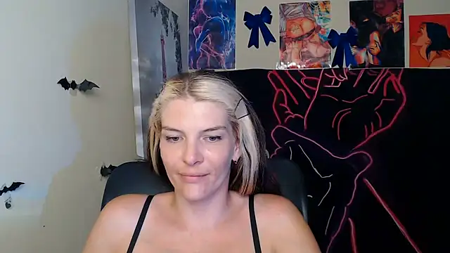 XXX chat uživo modela VanessaRey_