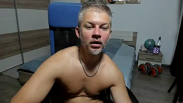 Вебкам-шоу RobbyShawz