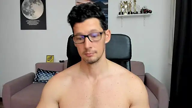 Chat +18 de BrutusK08 ao vivo