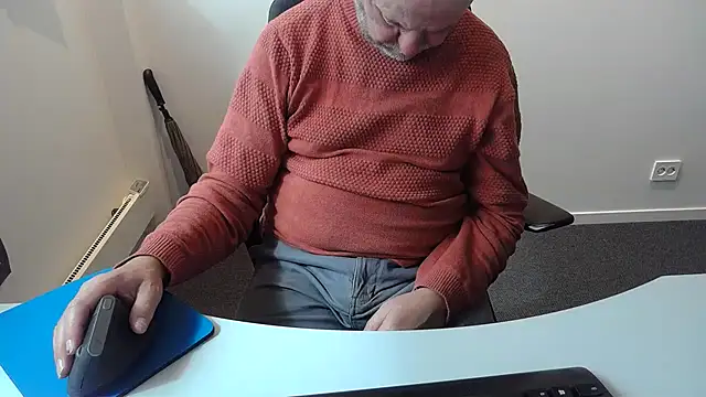 Buggemann XXX чат на живо