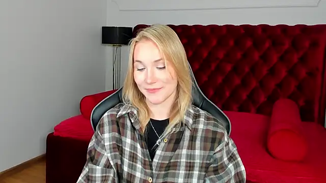ElaraVoltage Live XXX-Chat