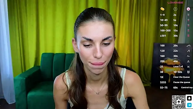 GracefulDoll's Live XXX Chat