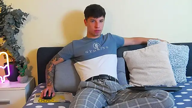 Онлайн чат XXX ThomasEdisonn