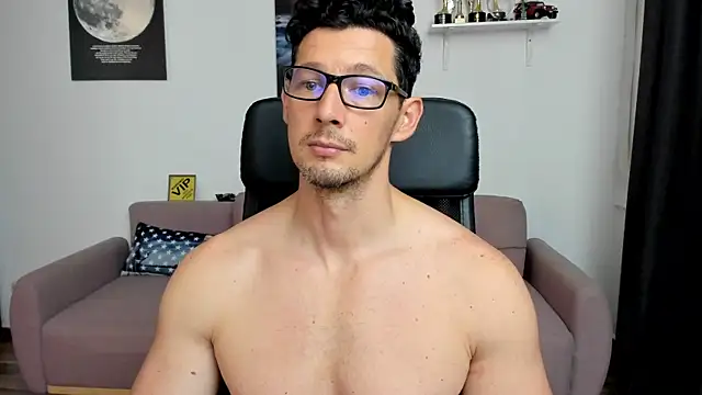 XXX chat uživo modela BrutusK08