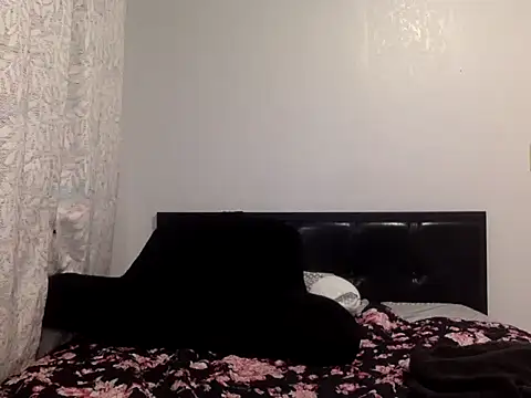 sapphirestorm8's Webcam Show