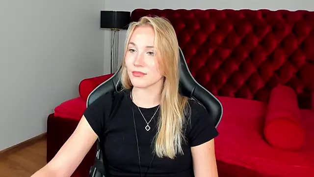 ElaraVoltage Live XXX-chat