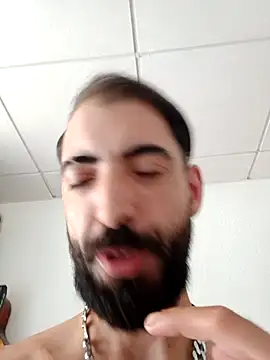 MorenodickStrong live XXX chat