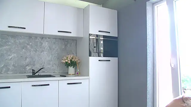 IrisMonn Adlı Modelin Canlı XXX Sohbeti