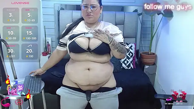 evelin_zaens XXX чат на живо