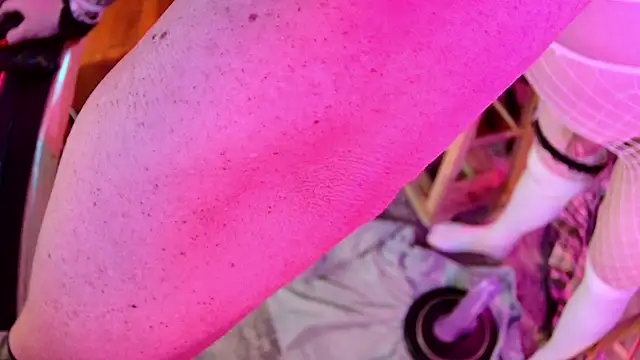 Živý XXX chat famousALYX